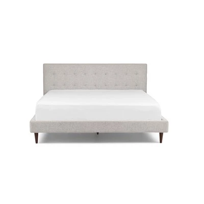 Bequemes Standard-Doppelbett